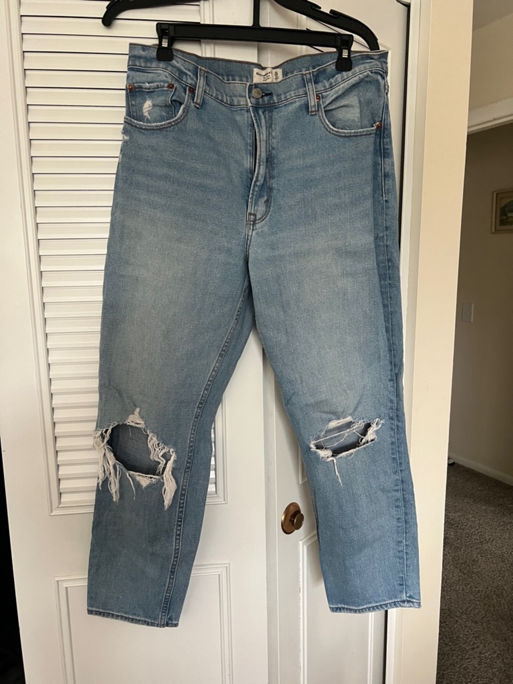 Abercrombie Mom Jeans